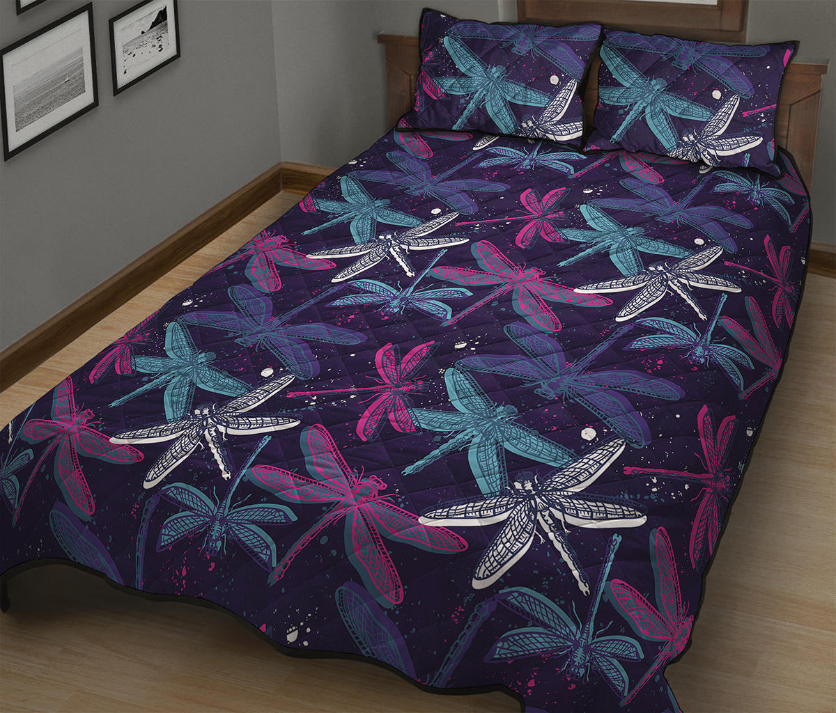 Trippy Dragonfly Pattern Print Quilt Bed Set