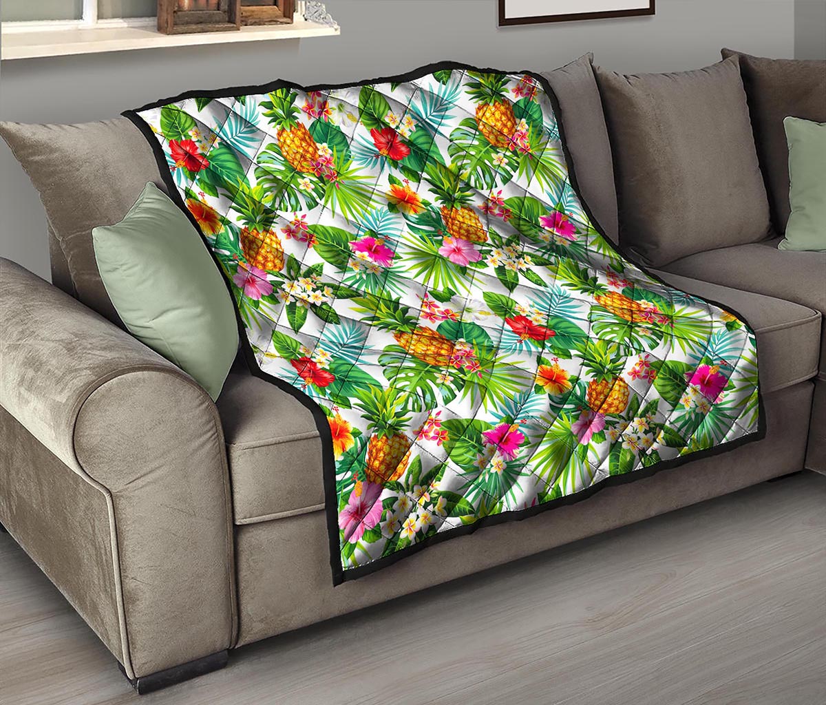 Tropical Aloha Pineapple Pattern Print Quilt