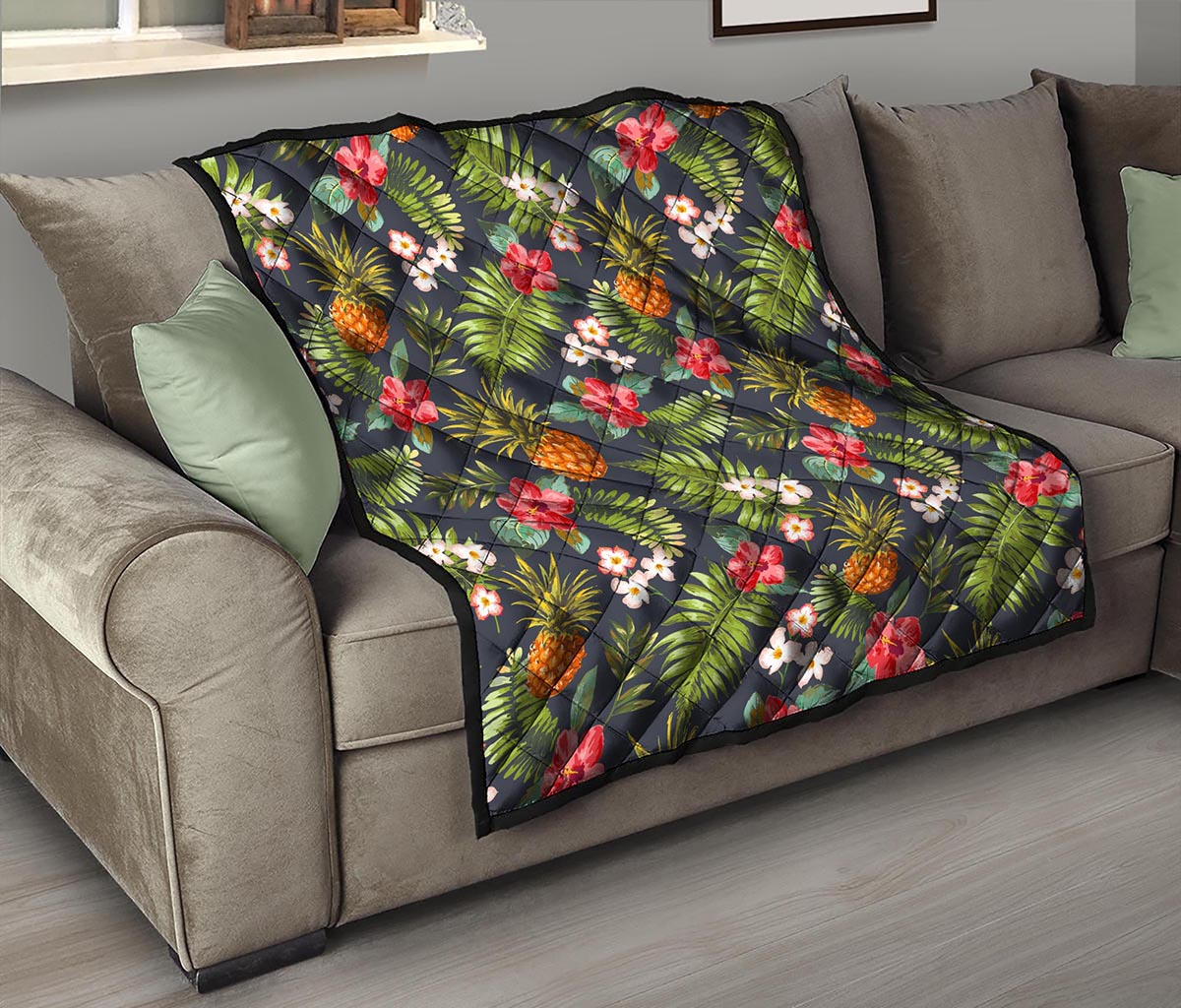 Tropical Hawaii Pineapple Pattern Print Quilt