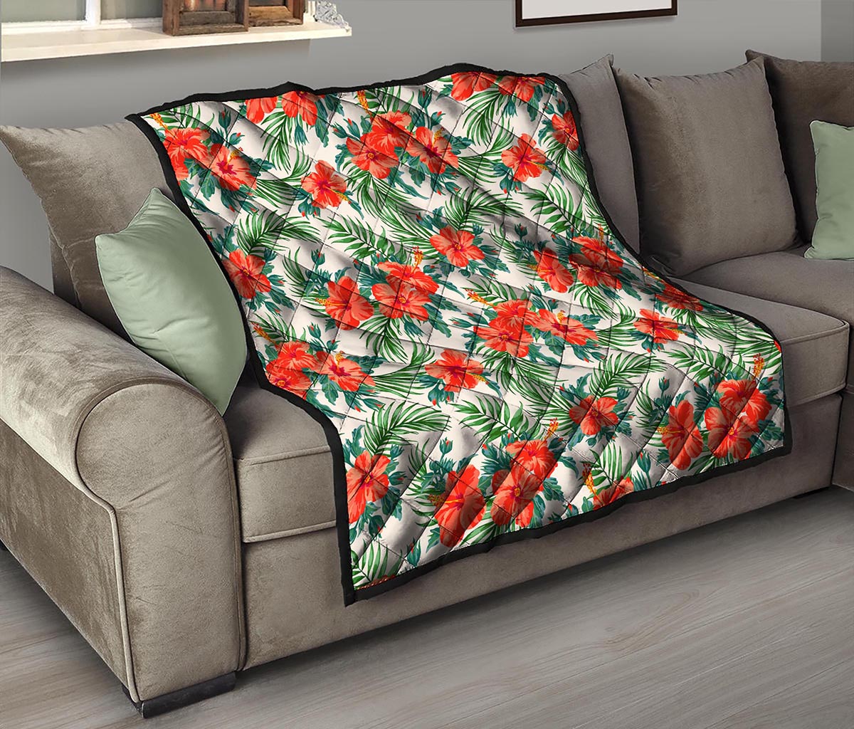 Tropical Hibiscus Blossom Pattern Print Quilt