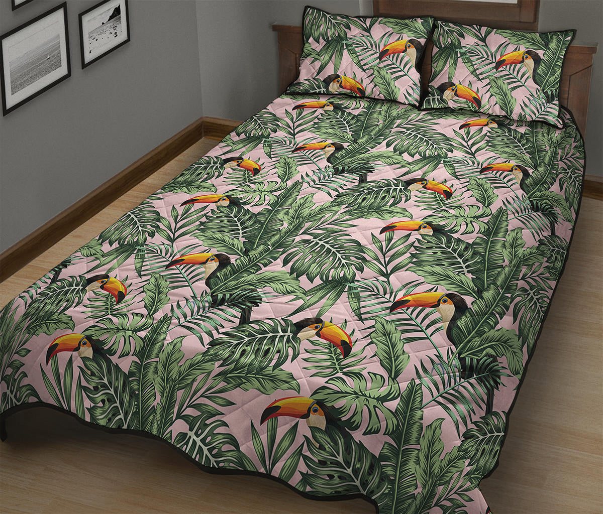 Tropical Palm Leaf And Toucan Print Quilt Bed Set