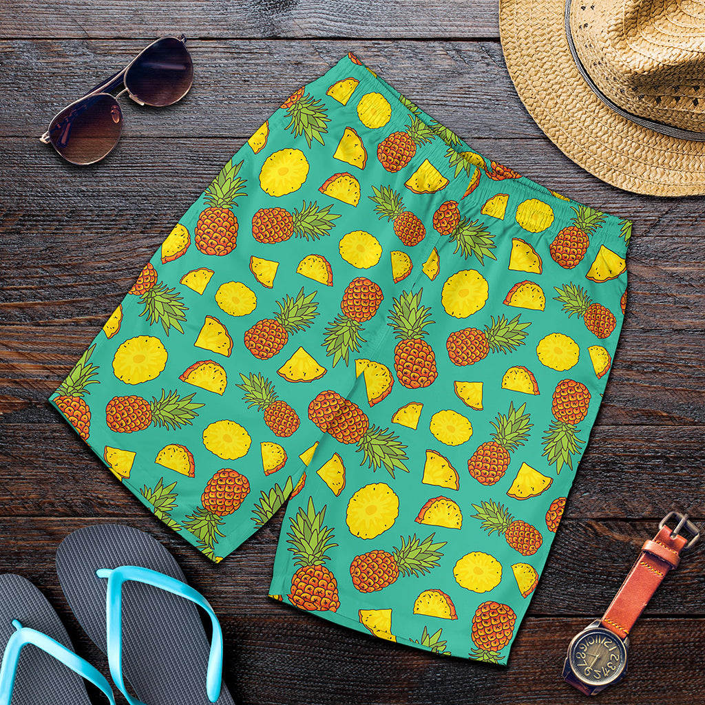 Tropical Pineapples Pattern Print Men's Shorts