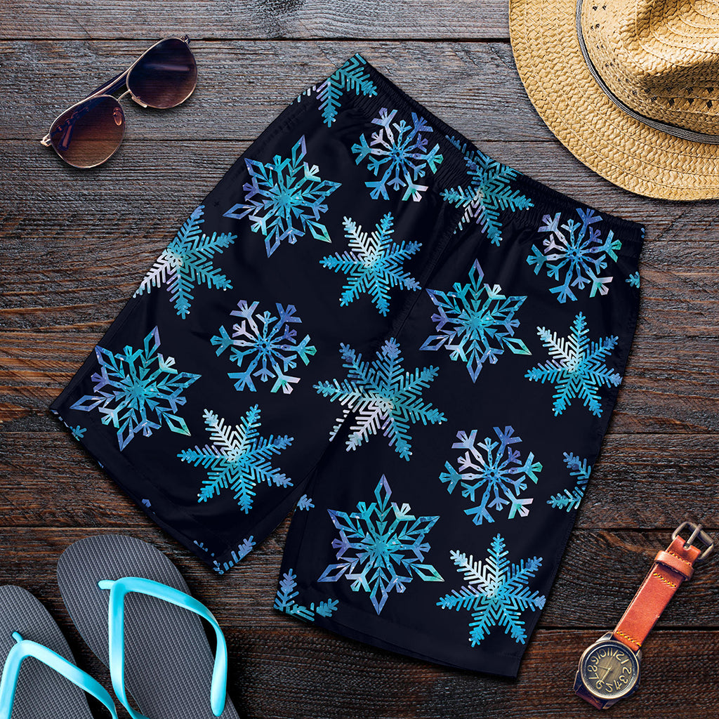 Turquoise Snowflake Pattern Print Men's Shorts