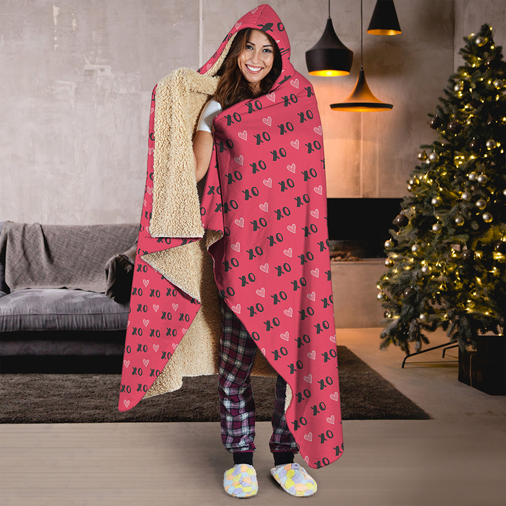 Valentine's Day XOXO Pattern Print Hooded Blanket