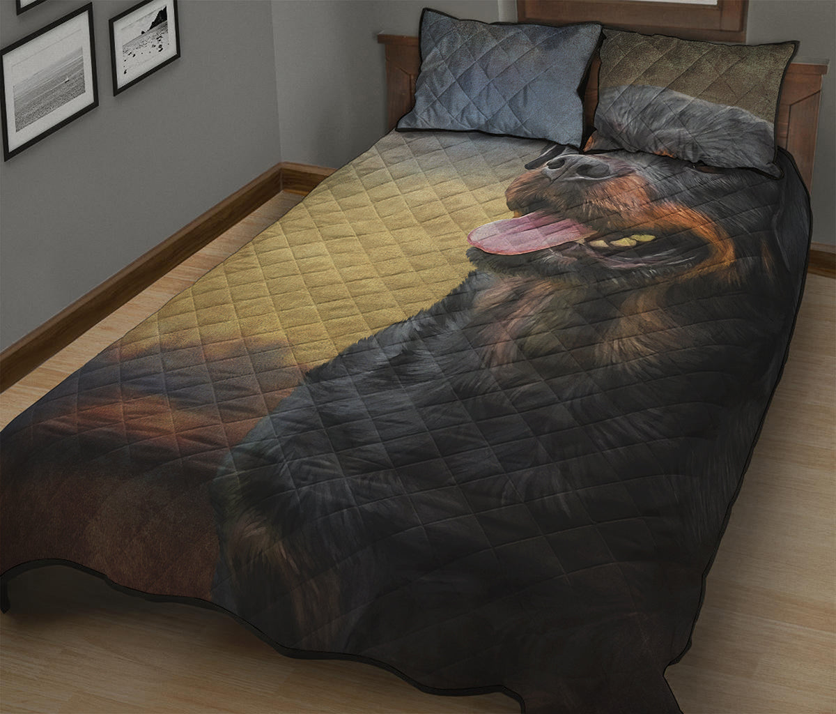 Vintage Rottweiler Portrait Print Quilt Bed Set
