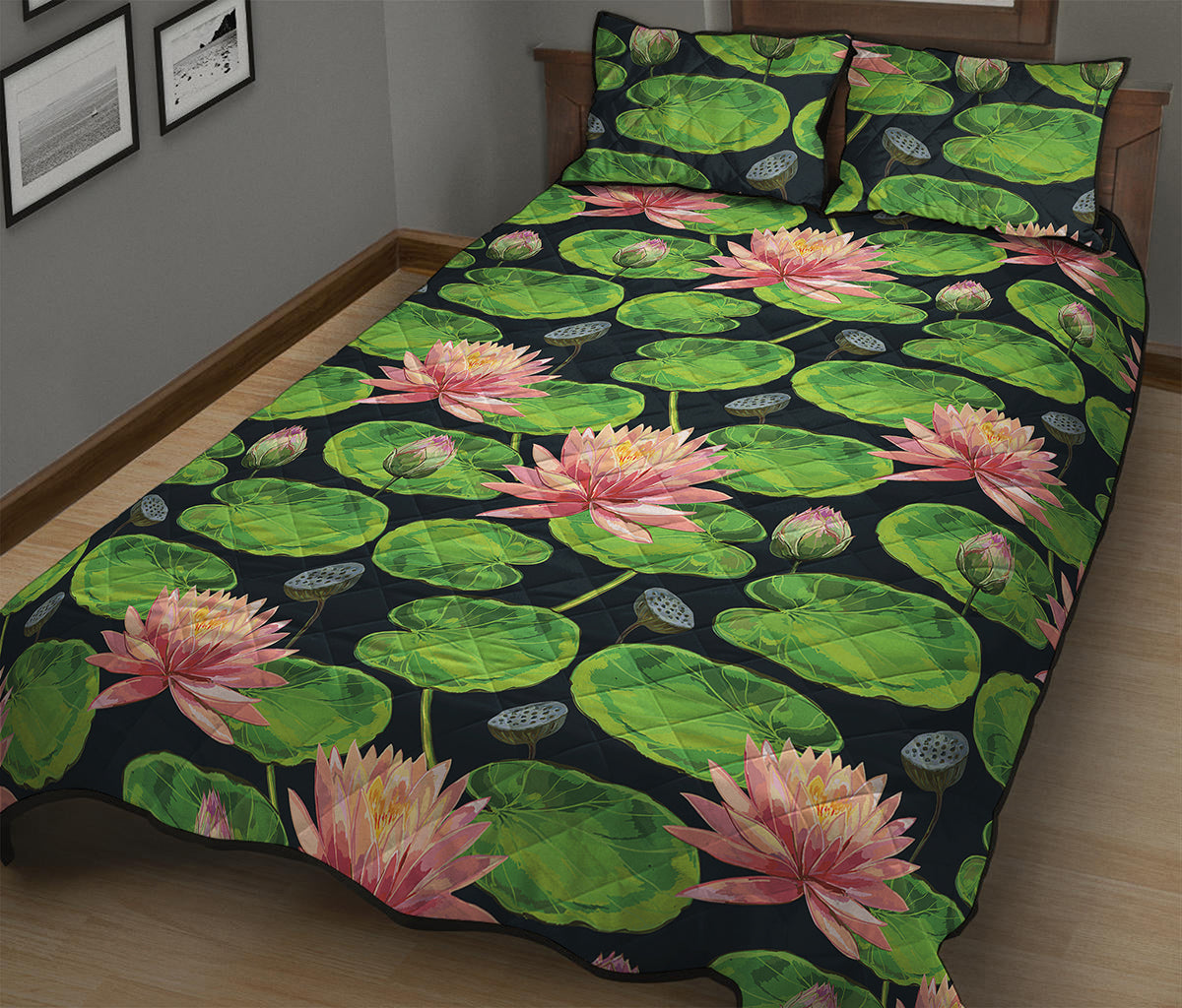 Water Lily Flower Pattern Print Quilt Bed Set