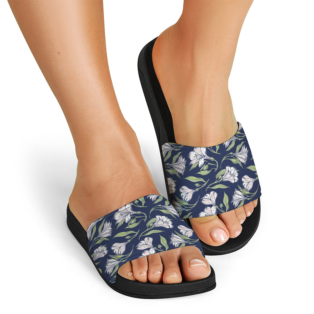 White Alstroemeria Pattern Print Black Slide Sandals