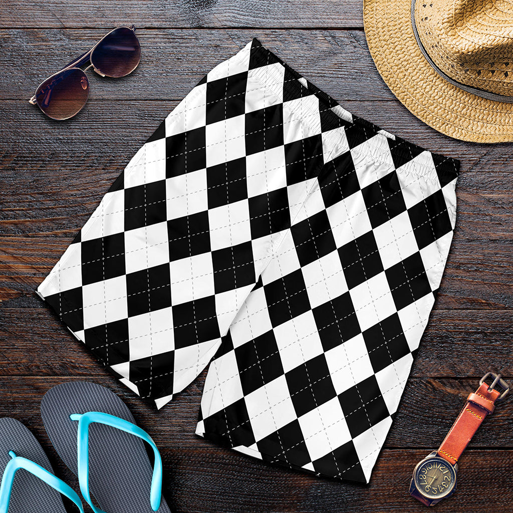 White And Black Argyle Pattern Print Men's Shorts