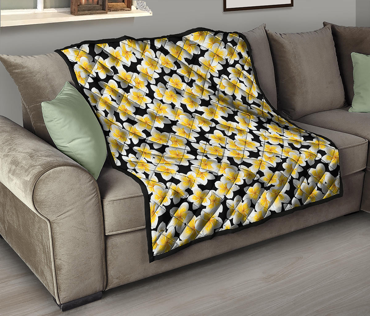 White And Black Frangipani Pattern Print Quilt