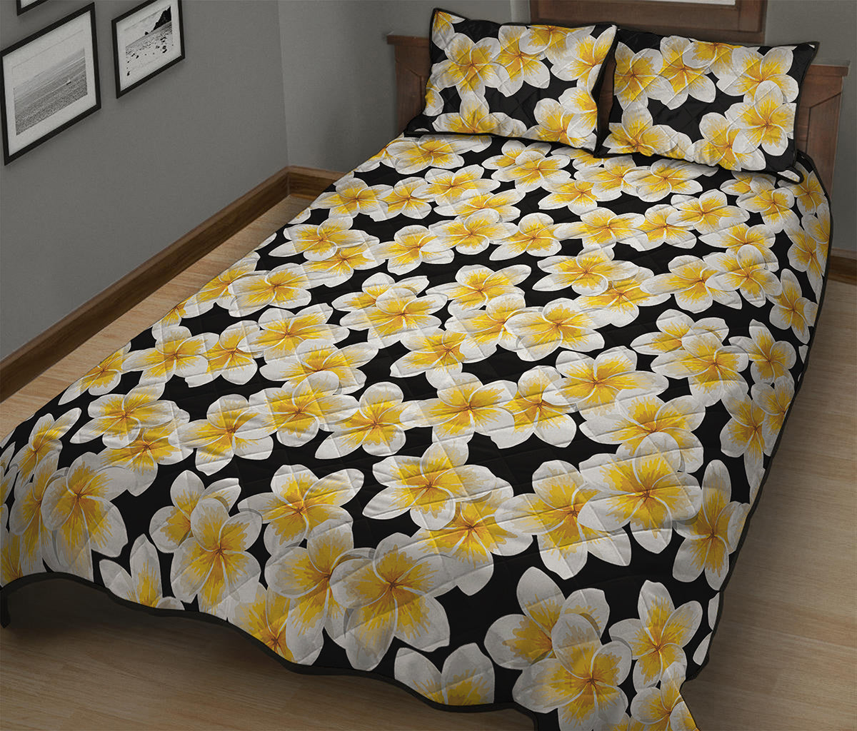White And Black Frangipani Pattern Print Quilt Bed Set