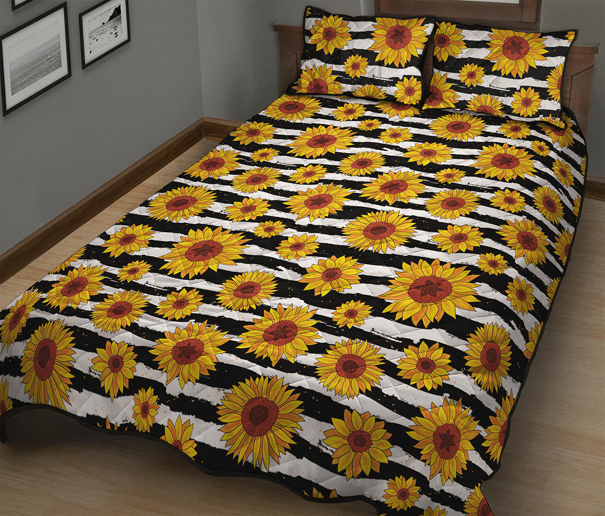 White And Black Stripe Sunflower Print Quilt Bed Set
