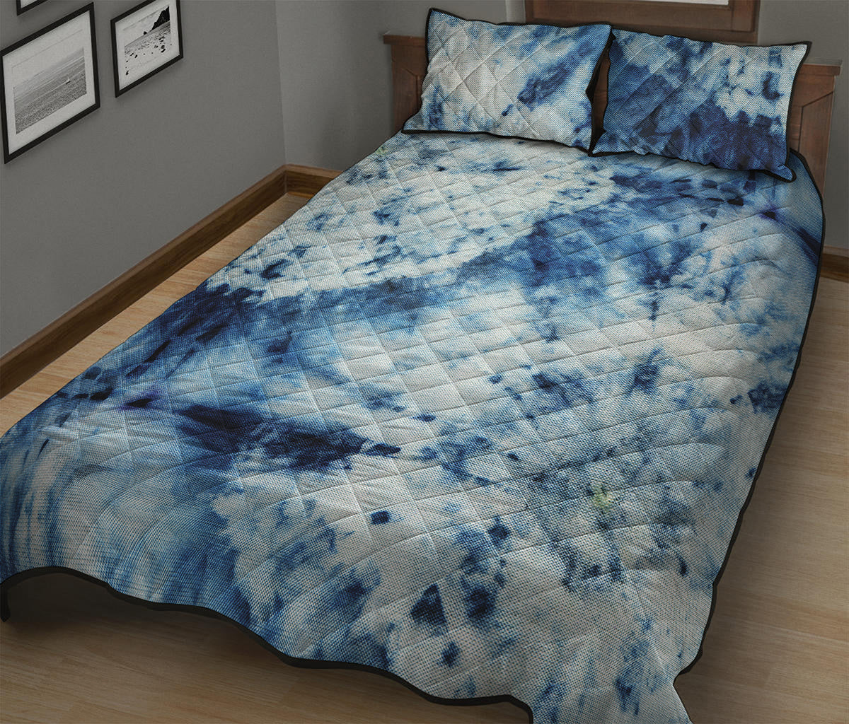 White And Blue Tie Dye Print Quilt Bed Set