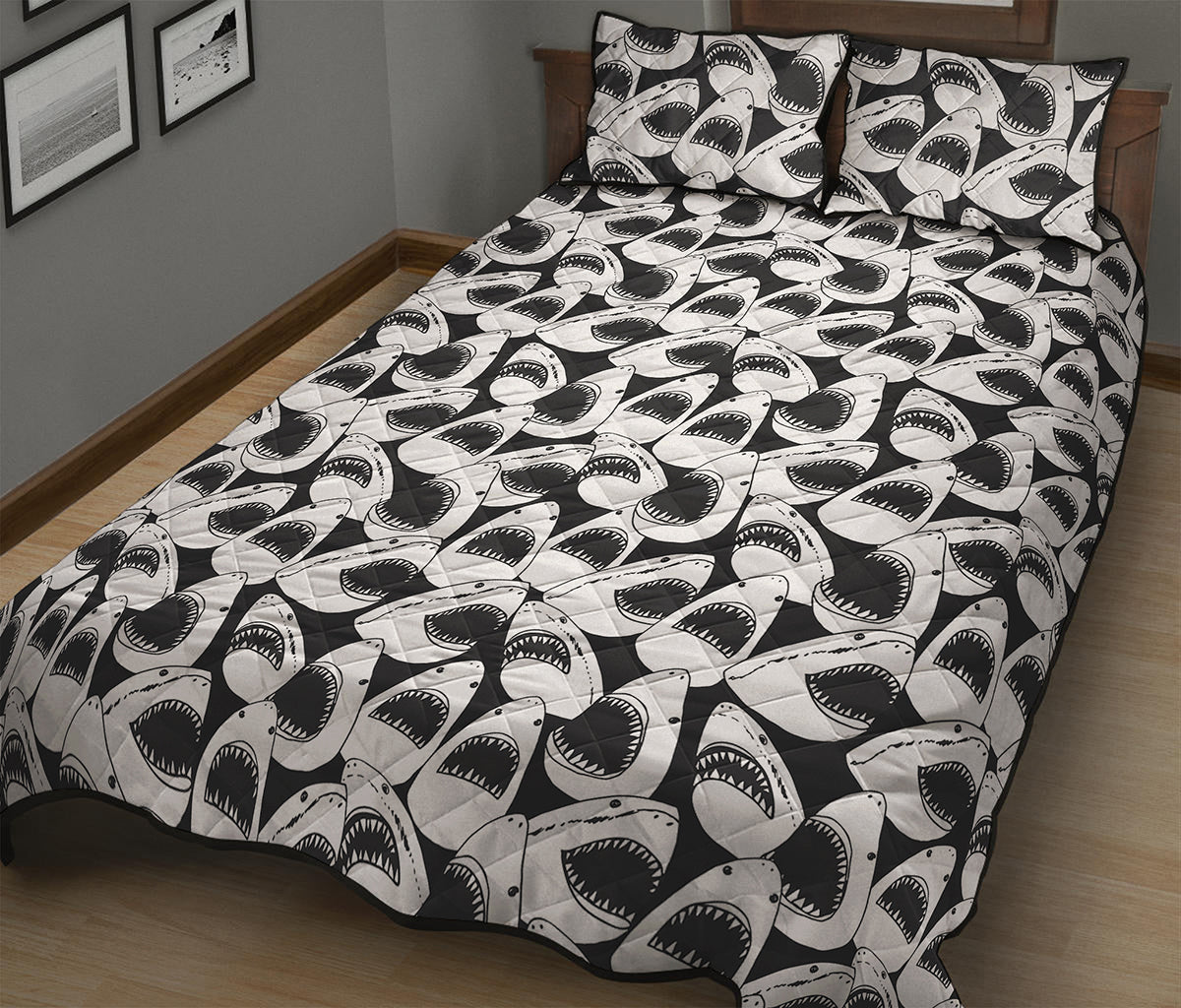 White And Grey Shark Pattern Print Quilt Bed Set