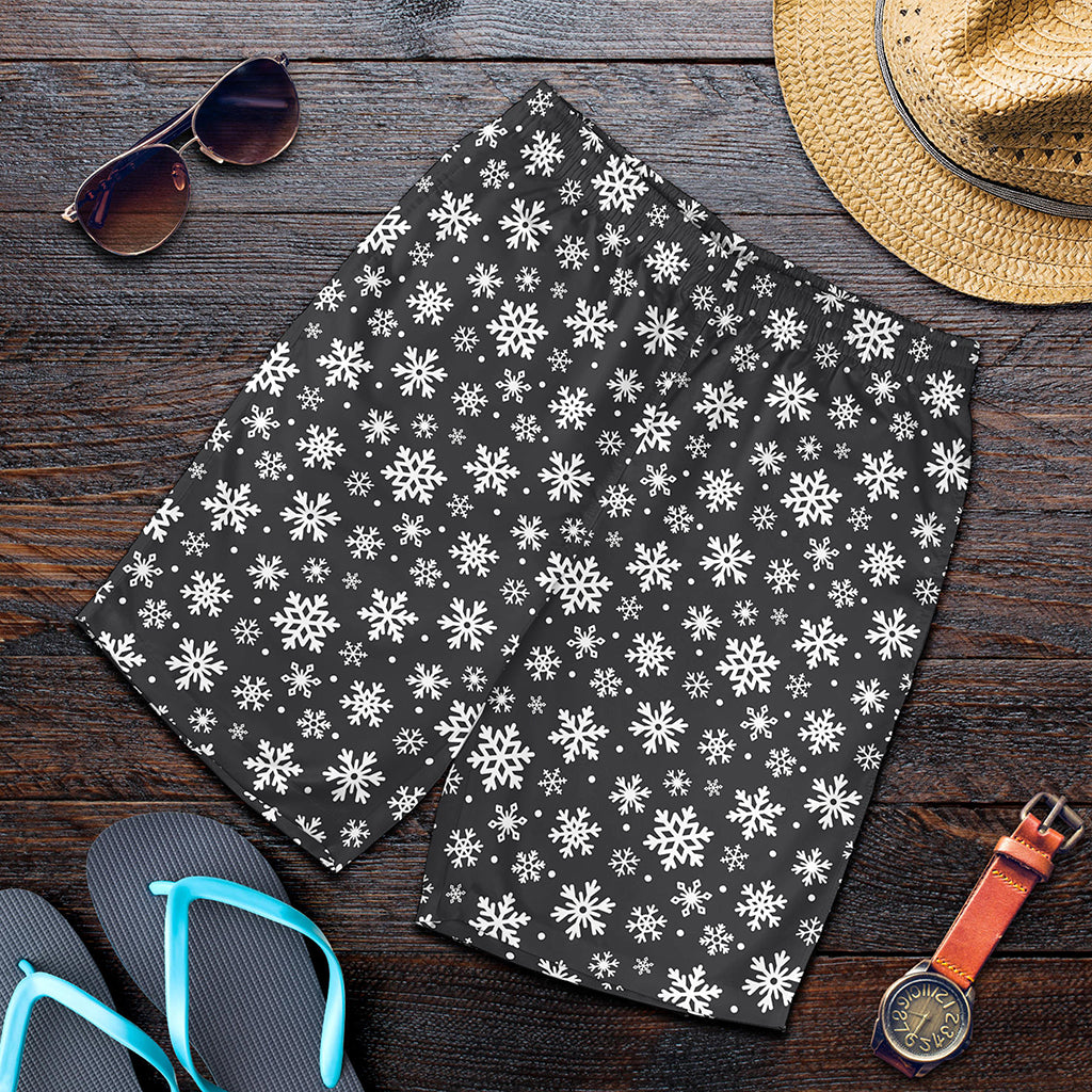 White And Grey Snowflake Pattern Print Men's Shorts