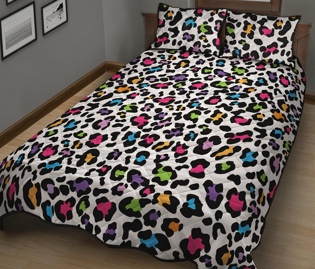 White And Rainbow Leopard Print Quilt Bed Set