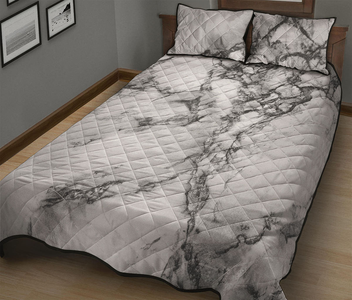 White Dark Grey Marble Print Quilt Bed Set