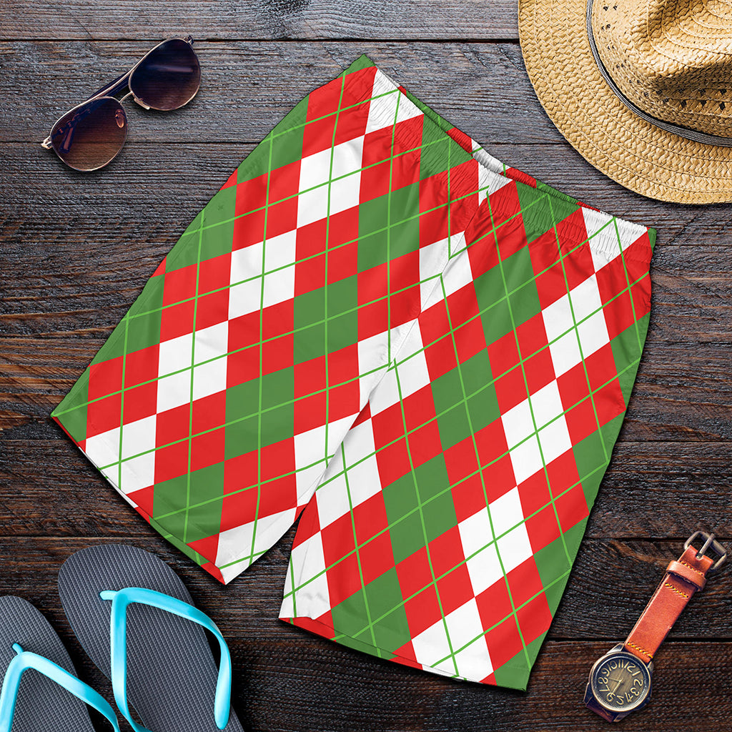 White Green And Red Argyle Pattern Print Men's Shorts