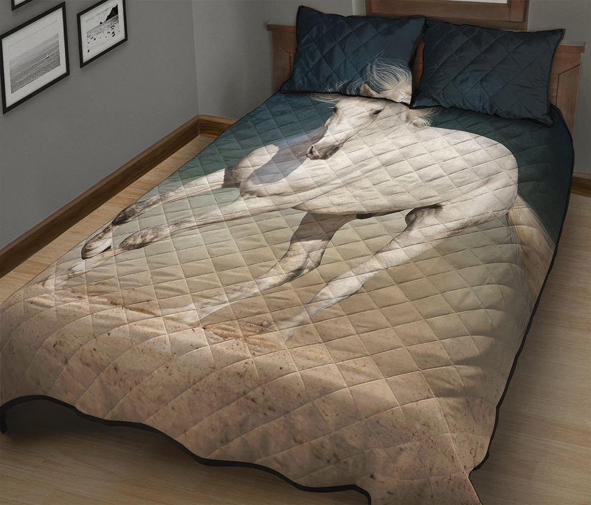 White Stallion Horse Print Quilt Bed Set
