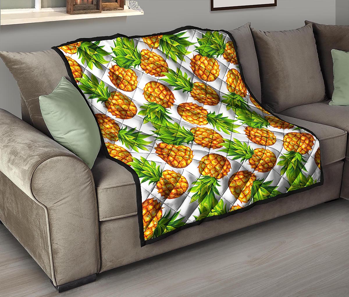 White Summer Pineapple Pattern Print Quilt