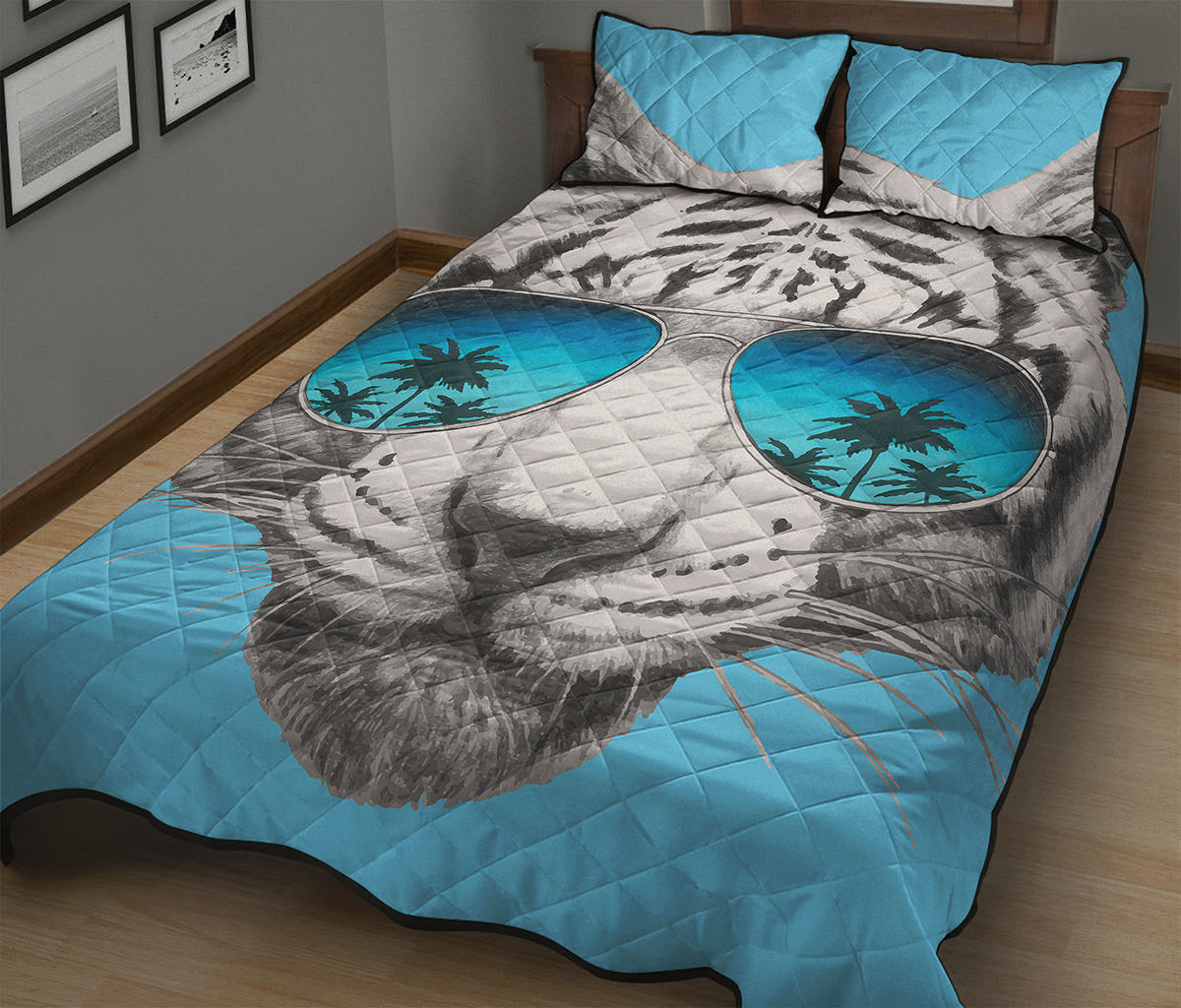 White Tiger With Sunglasses Print Quilt Bed Set