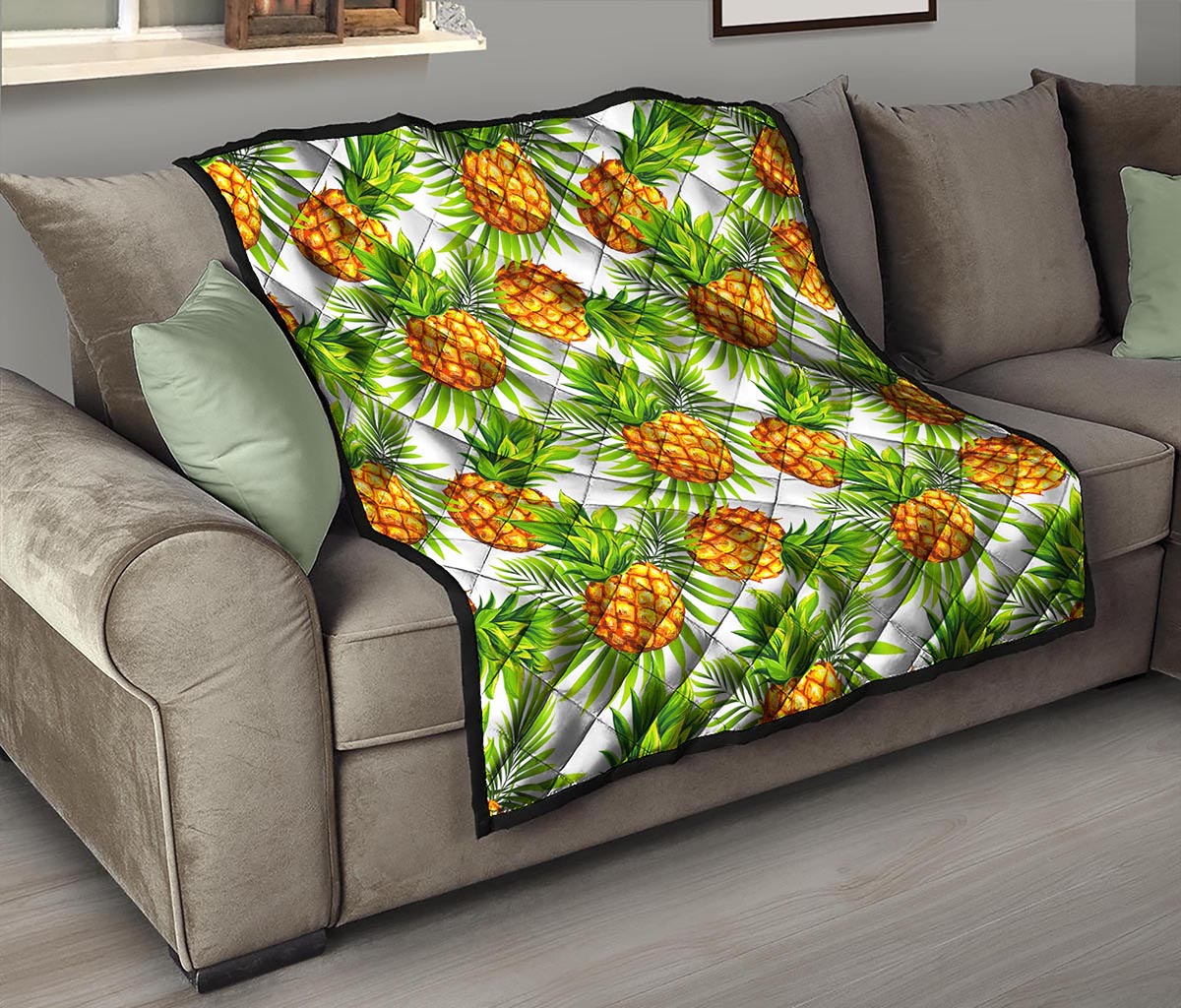 White Tropical Pineapple Pattern Print Quilt