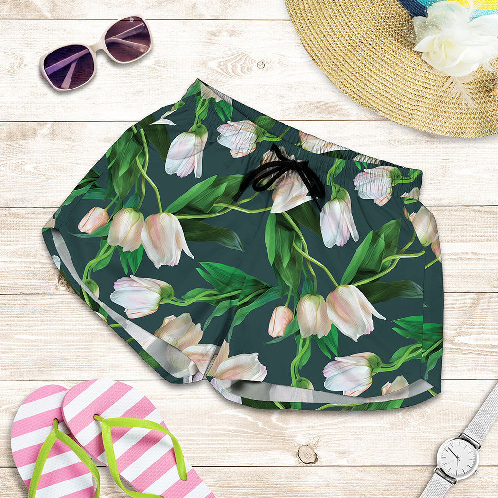 White Tulip Pattern Print Women's Shorts