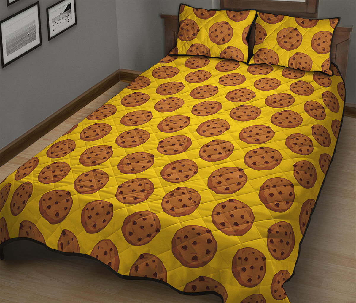 Yellow Cookie Pattern Print Quilt Bed Set