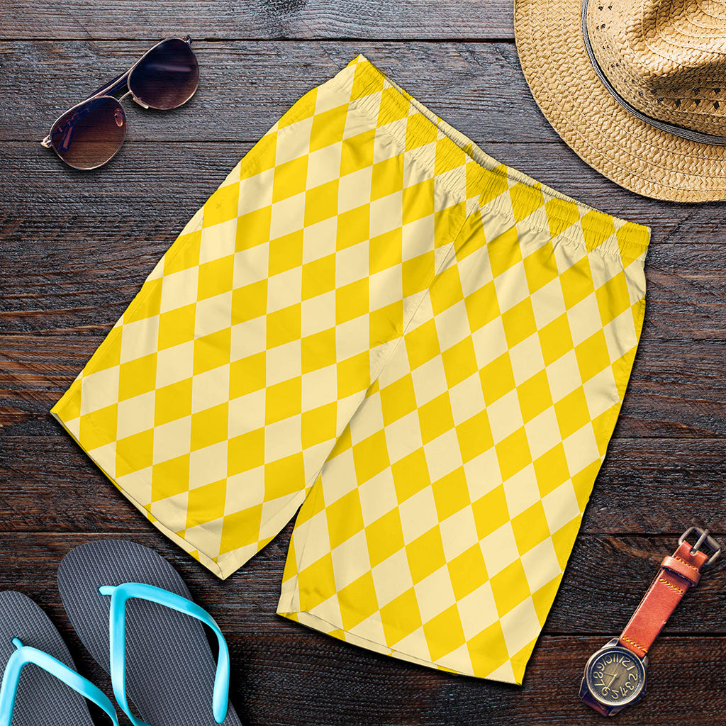 Yellow Harlequin Pattern Print Men's Shorts
