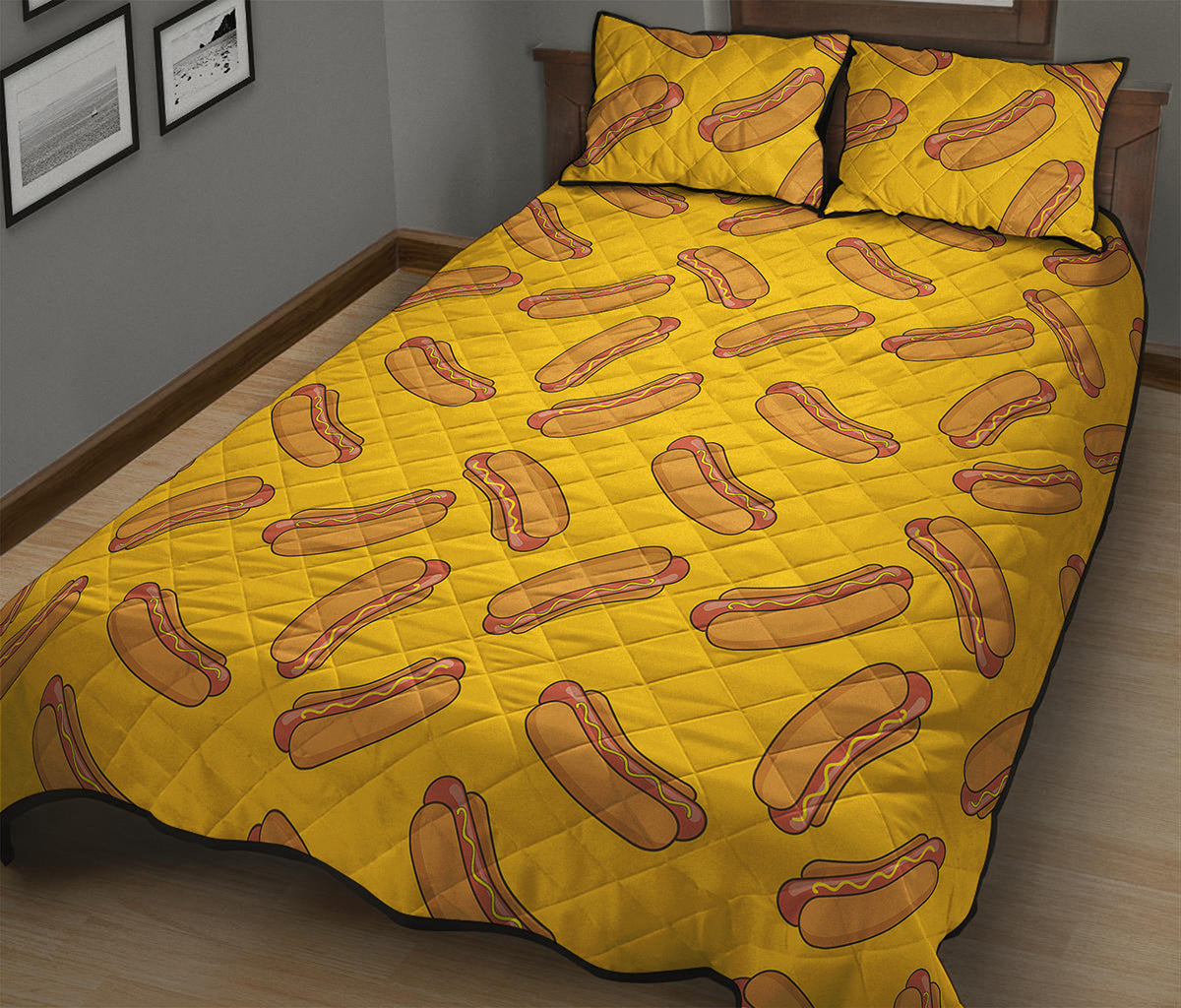 Yellow Hot Dog Pattern Print Quilt Bed Set