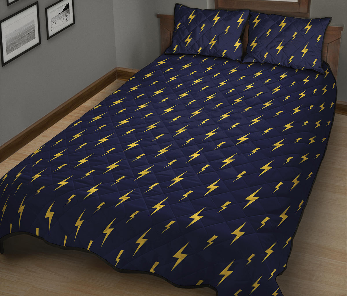 Yellow Lightning Bolts Pattern Print Quilt Bed Set