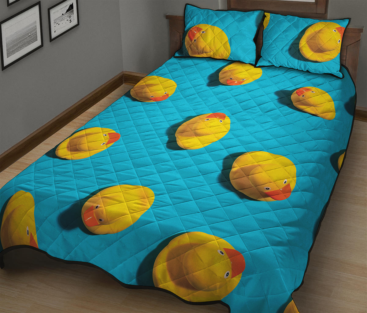 Yellow Rubber Ducks Print Quilt Bed Set