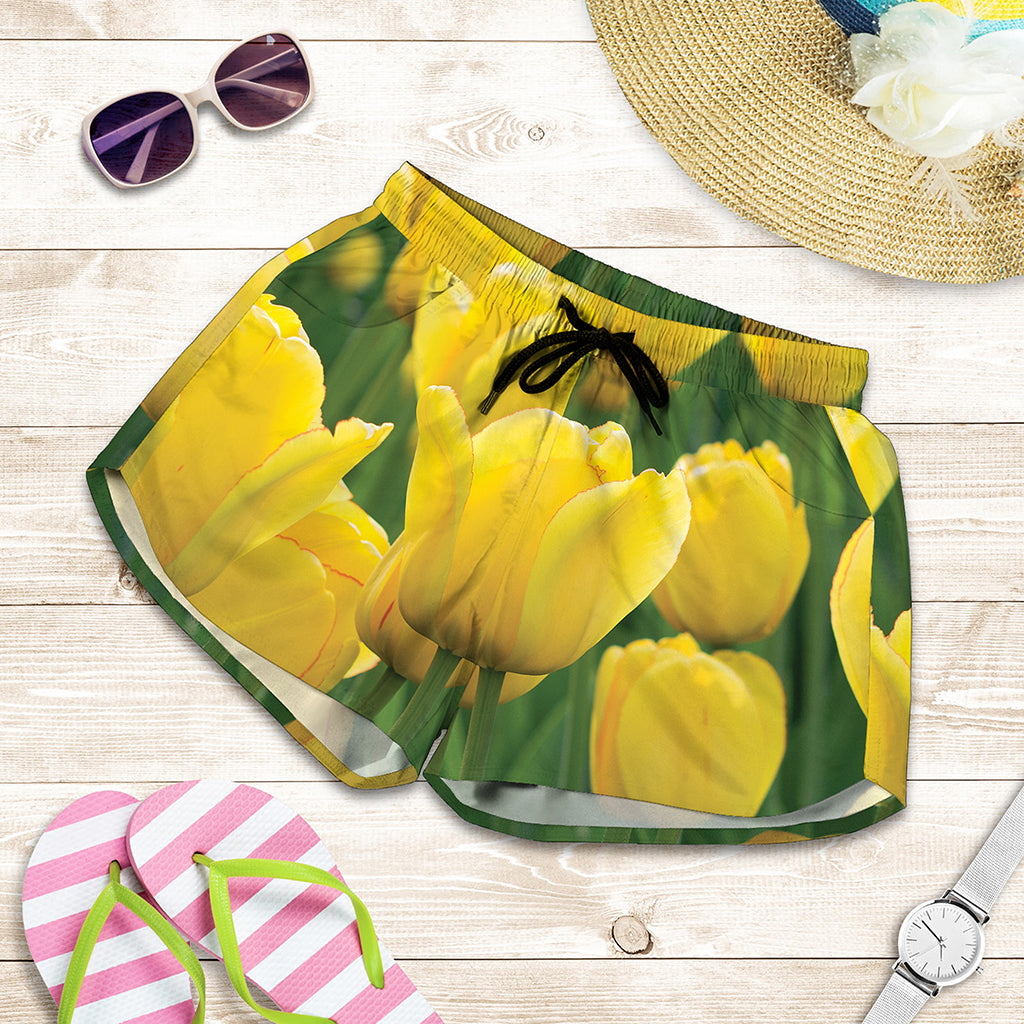 Yellow Tulip Print Women's Shorts