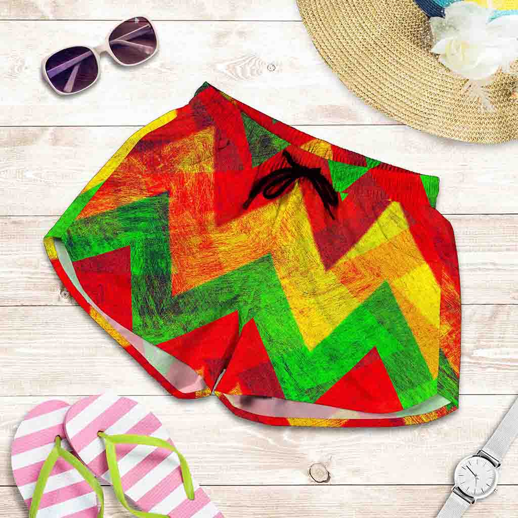 Zig Zag Reggae Pattern Print Women's Shorts
