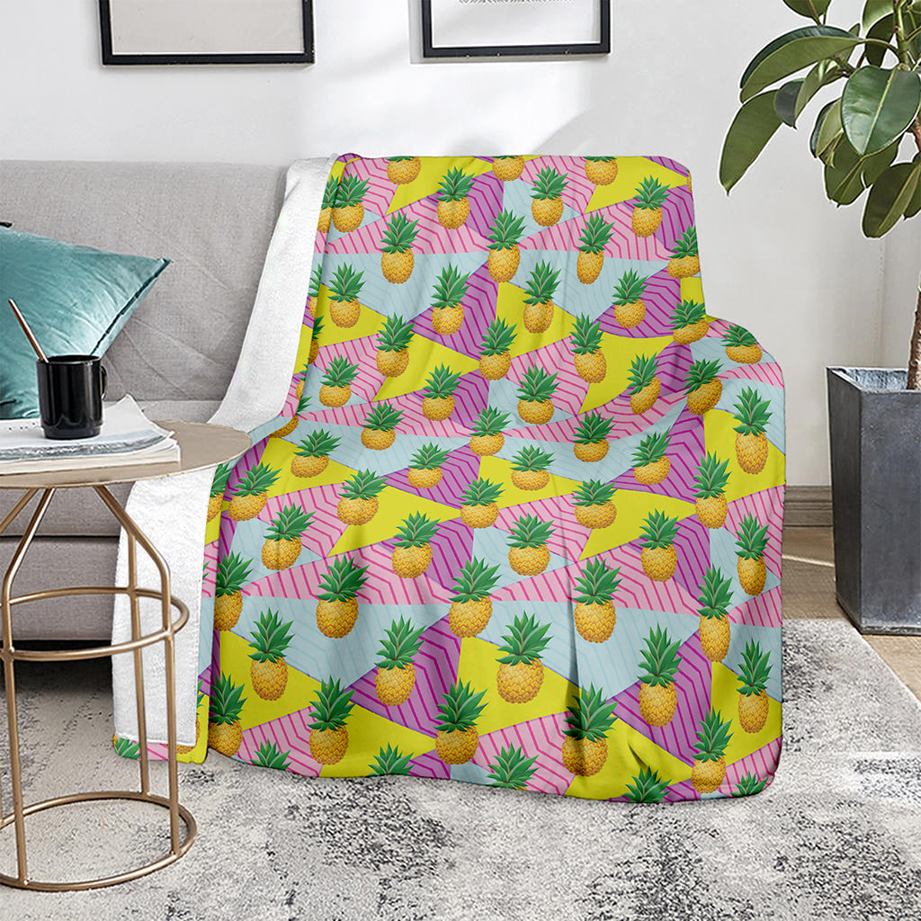 Zigzag Pineapple Pattern Print Blanket