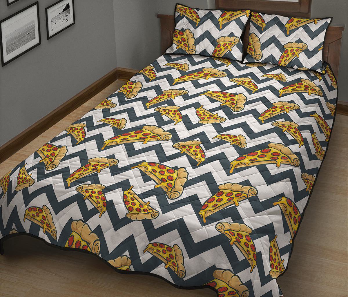 Zigzag Pizza Pattern Print Quilt Bed Set