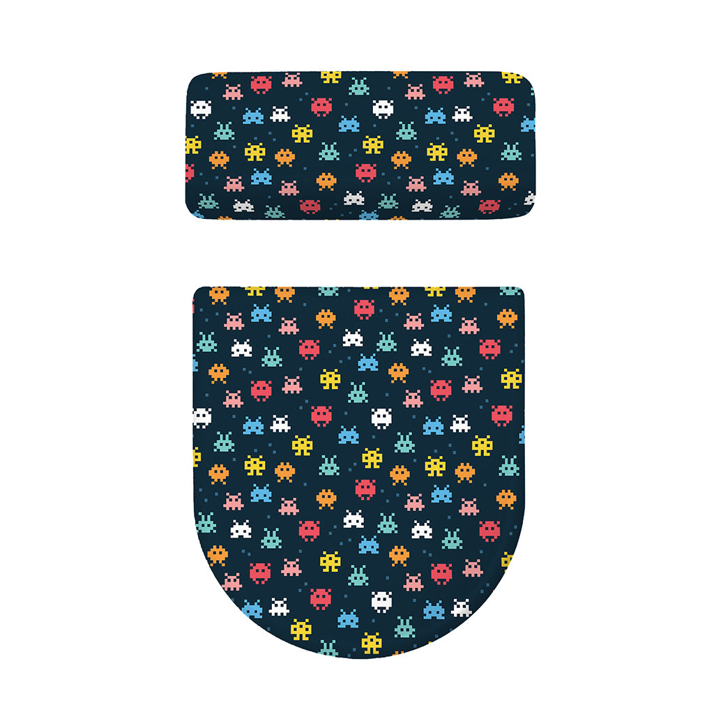 8-Bit Video Game Monsters Pattern Print Toilet Lid And Tank Cover Set