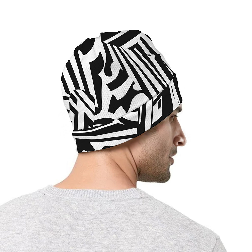 Abstract Dazzle Pattern Print Beanie