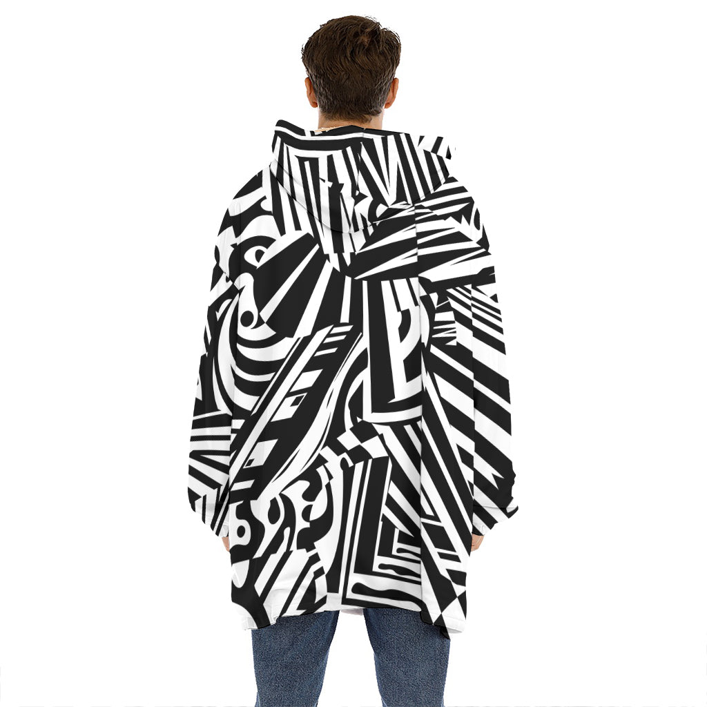 Abstract Dazzle Pattern Print Hoodie Blanket
