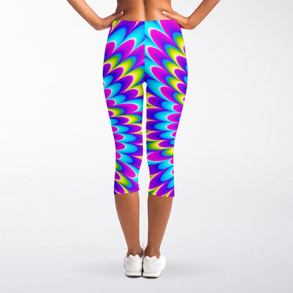 Abstract Dizzy Moving Optical Illusion Women's Capri Leggings
