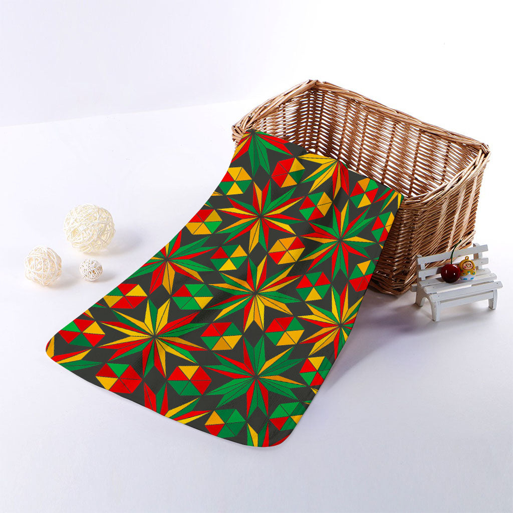 Abstract Geometric Reggae Pattern Print Towel