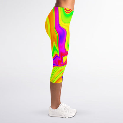 Abstract Liquid Trippy Print Women's Capri Leggings