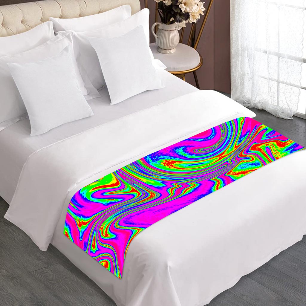 Abstract Psychedelic Liquid Trippy Print Bed Runner