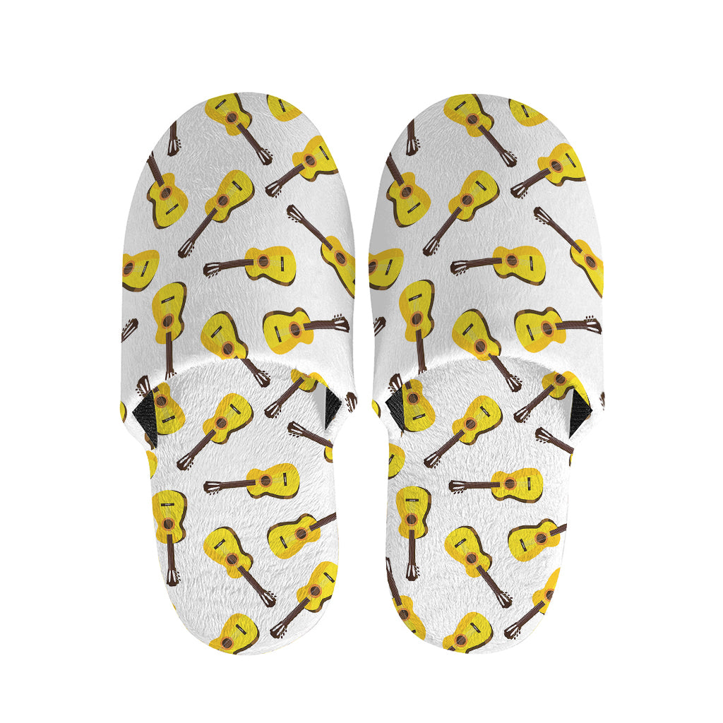 Acoustic Guitar Pattern Print Slippers