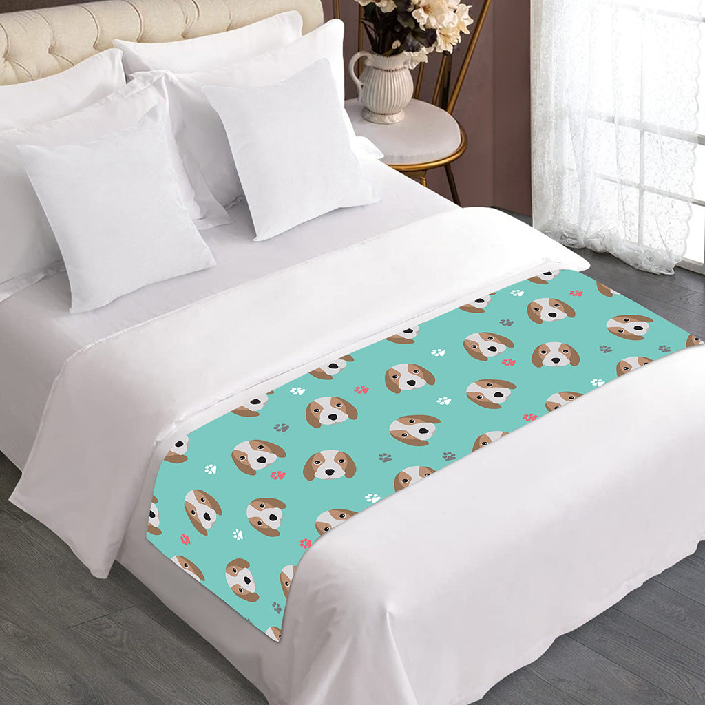 Adorable Beagle Puppy Pattern Print Bed Runner