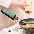Adorable Beagle Puppy Pattern Print Skillet Handle Cover