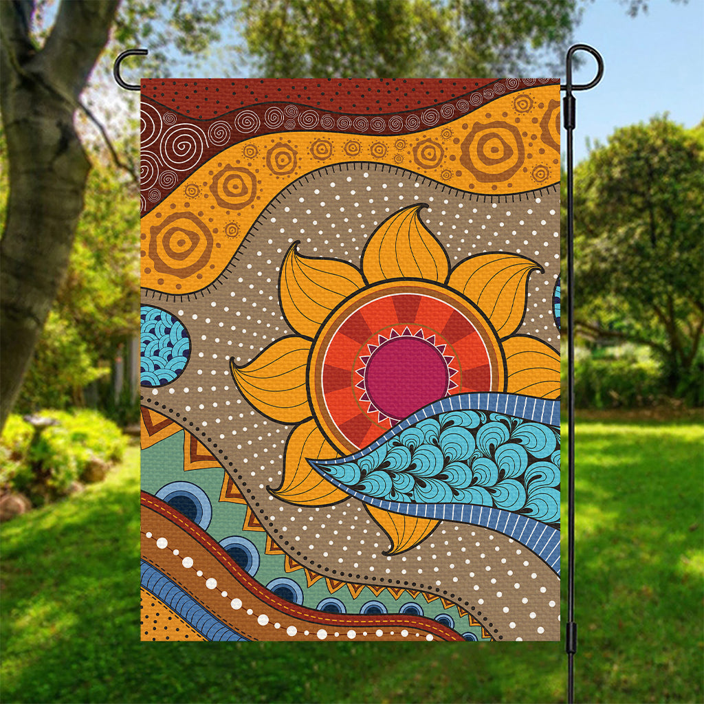 African Sun Print Garden Flag