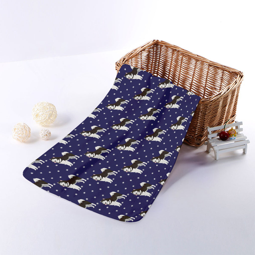 Alaskan Malamute Pattern Print Towel