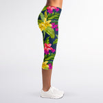 Aloha Hawaiian Flowers Pattern Print Women's Capri Leggings