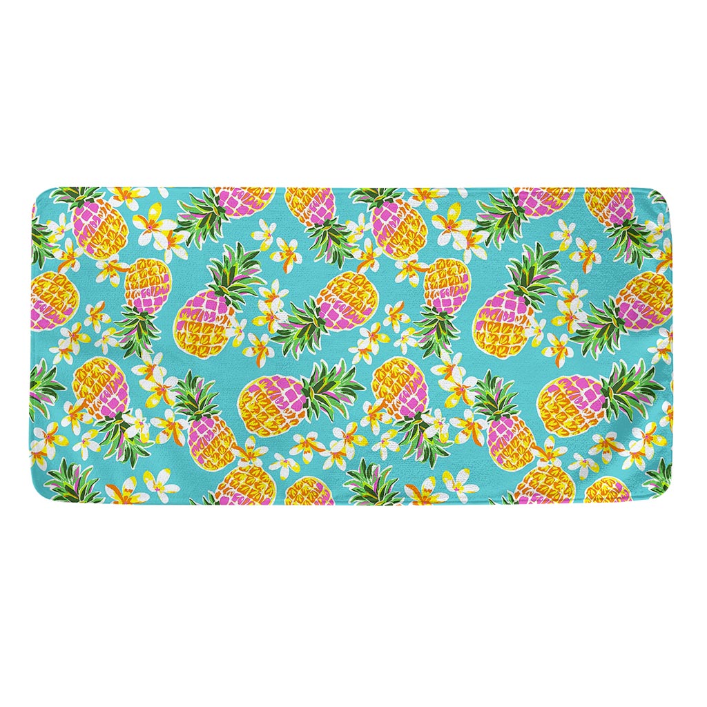 Aloha Summer Pineapple Pattern Print Towel