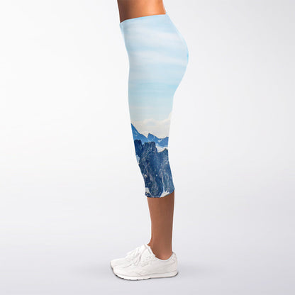 Alps Mountain Print Women's Capri Leggings